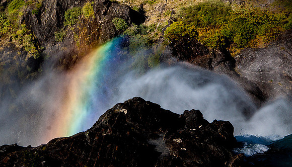 STANDING RAINBOW