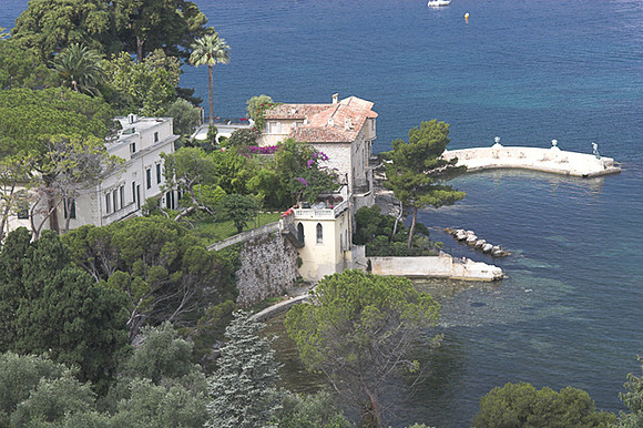 Villa