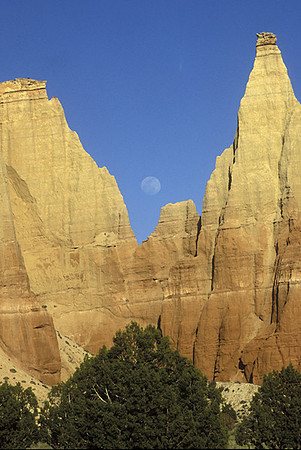 CATHEDRAL VALLEY