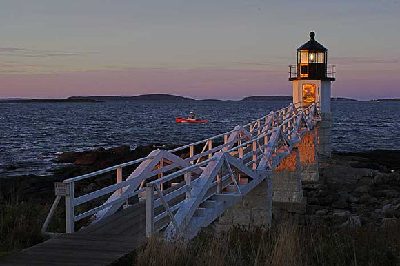 MARSHALL POINT LIGHT