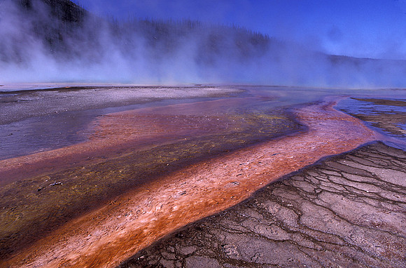 GRAND PRISMATIC--YELLOWSTONE